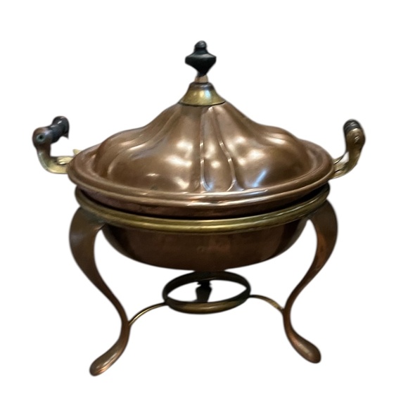 Vintage Copper Chafing Dish Pot and Stand. Lidded Dish with‎ Handle - Picture 2 of 11